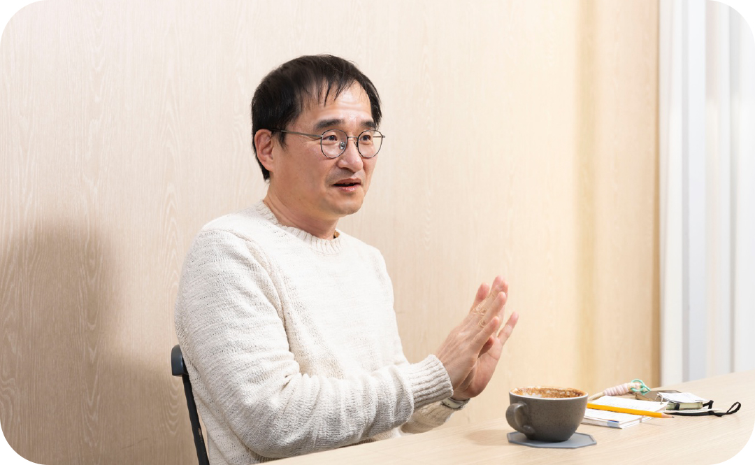 광화문글판 문안선정위원 김연수 소설가