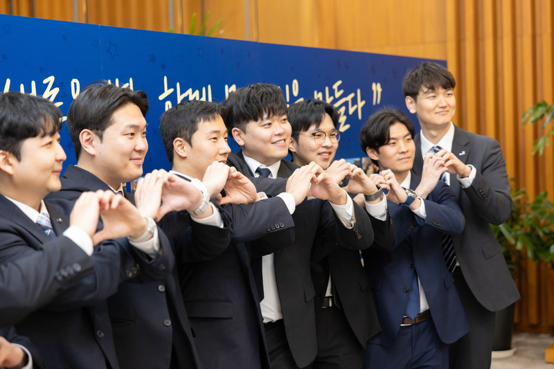 신입사원 사령식 08