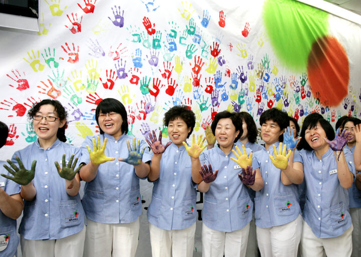 국내 1호 사회적기업 다솜이재단 출범 (2008.01)