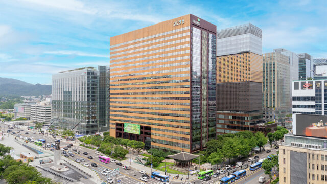 “교보생명이 67년간 교육보험 놓지 않는 까닭은?”